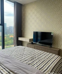 3 Bedroom Apartment for Rent in Sunshine City with Balcony